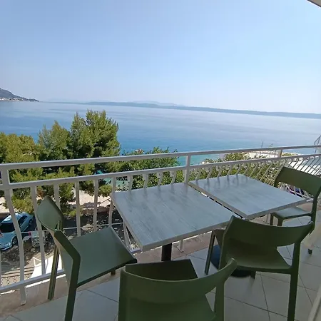 Beachfront Deluxe Podgora (Split-Dalmatia)