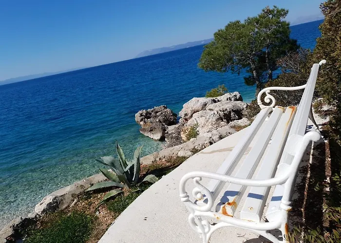 Beachfront Deluxe Appartamento Podgora (Split-Dalmatia)