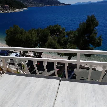 Apartman Beachfront Deluxe