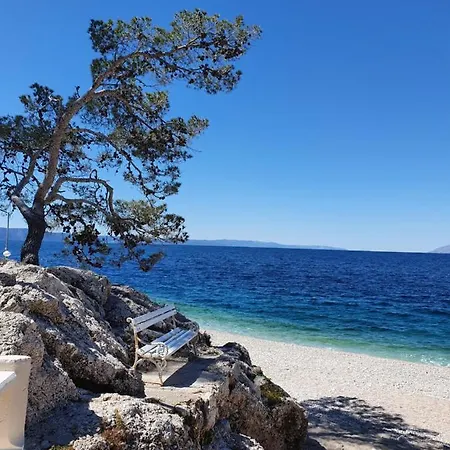 Beachfront Deluxe *