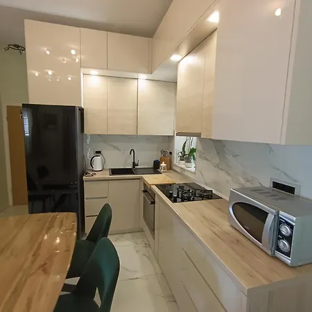 Beachfront Deluxe Lägenhet Podgora (Split-Dalmatia)